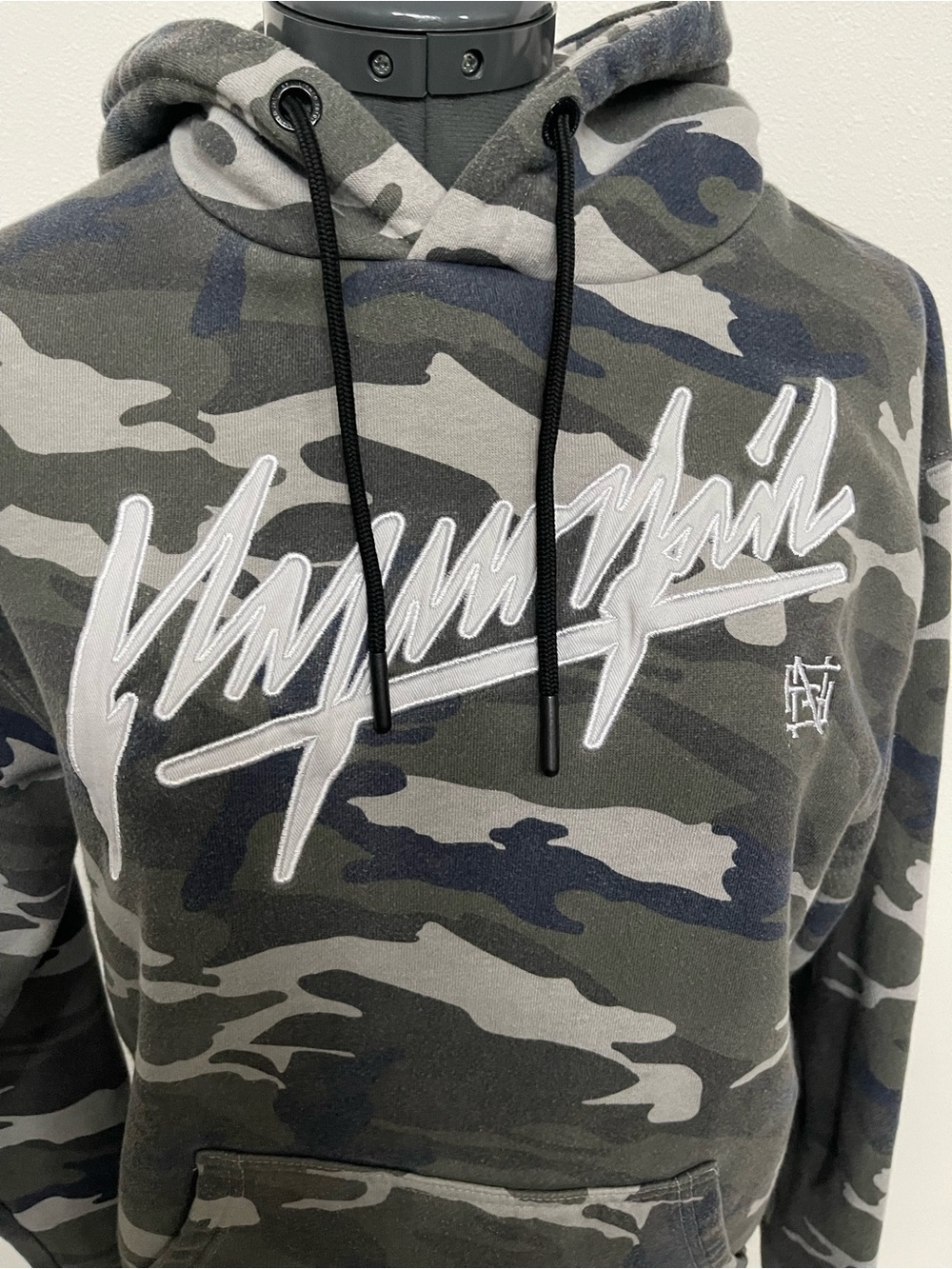 Flag Nor Camo Pullover Hoodie with Script Logo - Grey/Green - Picture 2 of 5